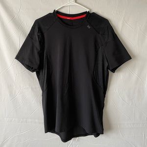 lululemon Men's Metal Vent T-Shirt.